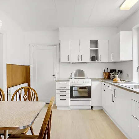 펜션 2 Bedroom Awesome In *